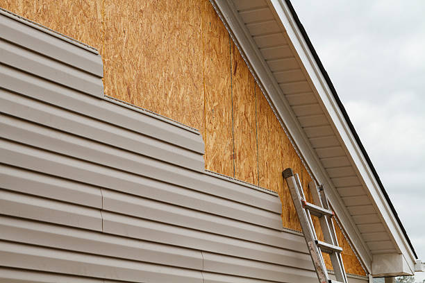 24/7 Emergency Storm Damage Siding Repair experts in Franklinville, NC